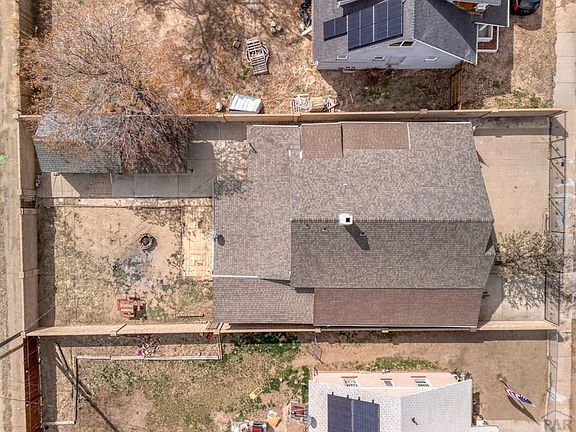 3rd image of 1528 E 7th St