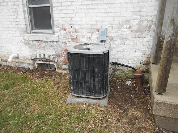 A/C UNIT