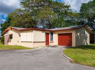 2613 SW Natura Ave, Deerfield Beach, FL 33441