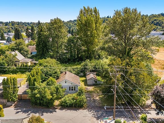 2nd image of 565 S Director