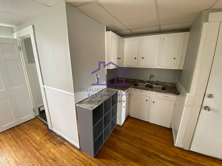 23 Horton St #7 — Photo 6