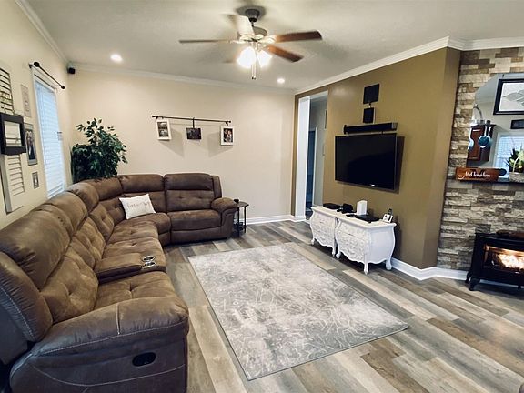 4th image of 155 John Lemley Ln