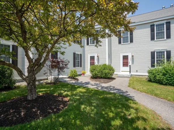 306 River Grant Drive, Hopkinton, NH 03229