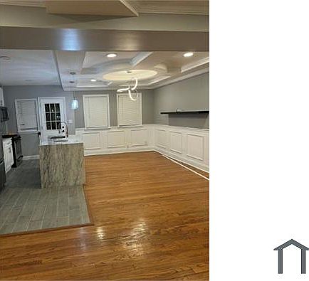 3rd image of 1568 Wadsworth Way