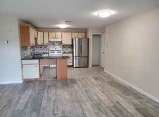 4 Roedean Dr APT 201, Nashua, NH 03063