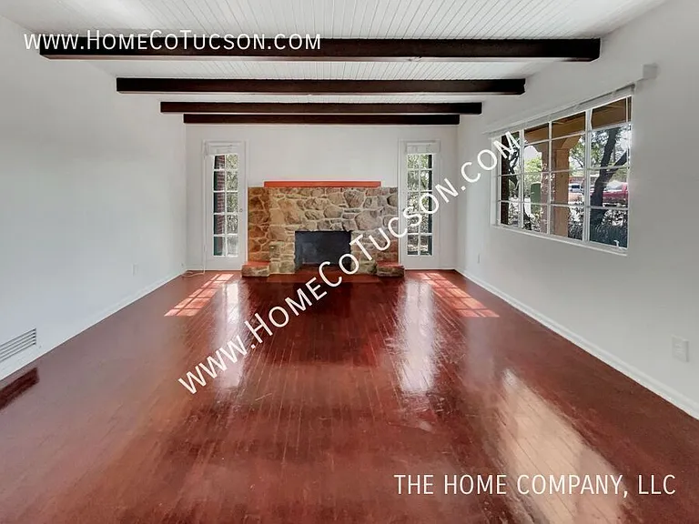 1507 E Blacklidge Dr — Photo 10
