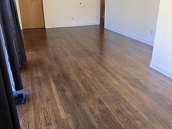 5th image of 128 Arkansas Ave