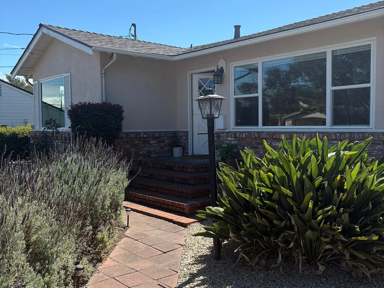 Portola Dr, Del Rey Oaks — Photo 2