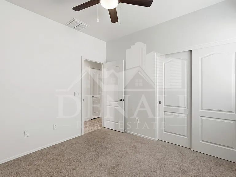 584 N Highlands Grove Ln — Photo 21
