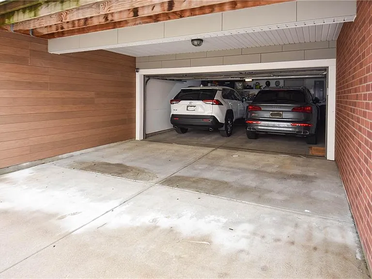 5735 Bridge Ave — Photo 34