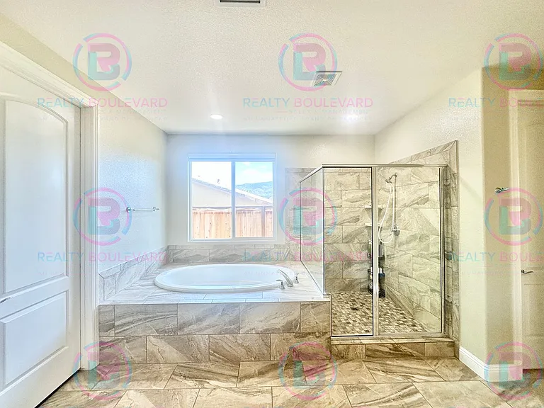 1767 Fairway Hills Trl — Photo 21