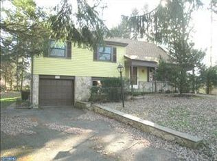 1213 Hoffman Rd, Ambler, PA 19002