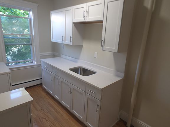 3rd image of 7-9 Holland Ave #6