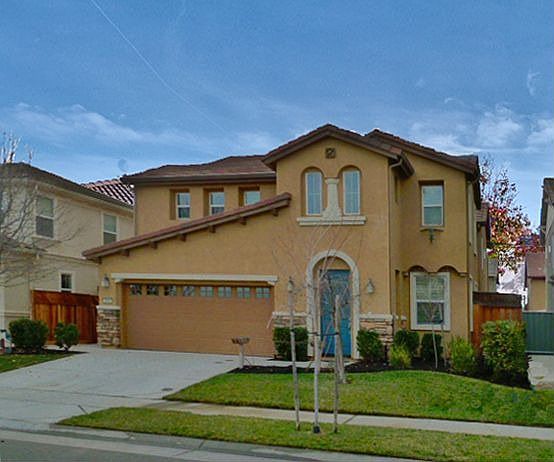 1st image of 2404 Kinsella Way