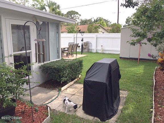 4th image of 209 Brittany Ave