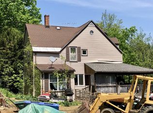 145 Dyer St, Gardner, MA 01440