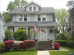 74 Copley Ave, Teaneck, NJ 07666