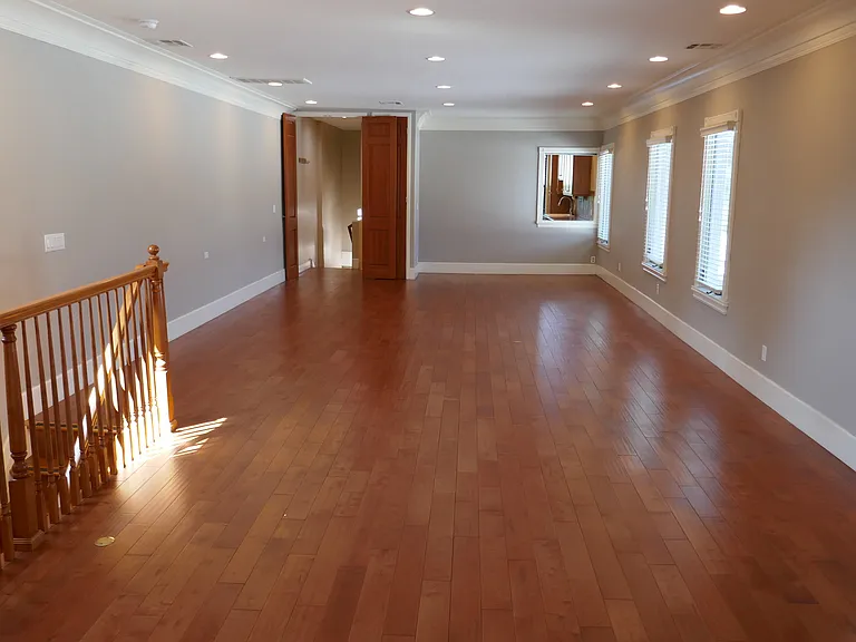 80 W Main St — Photo 14