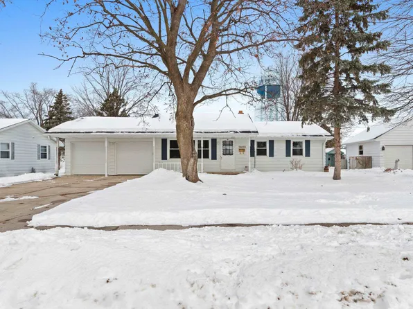 1403 Quinnette Ln, De Pere, WI 54115