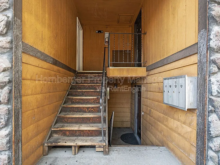 2628 E Wellesley Ave #1 — Photo 16