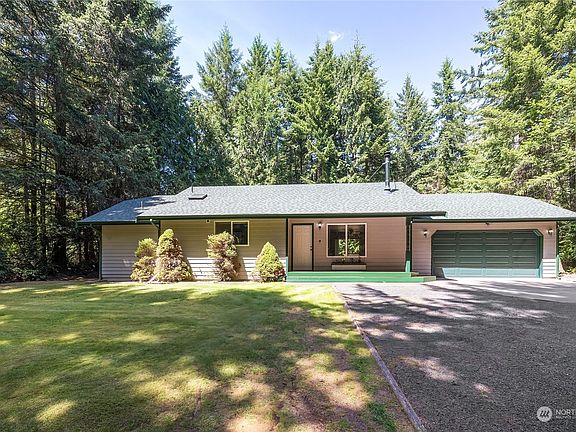 3rd image of 6123 Patrosa Lane SE
