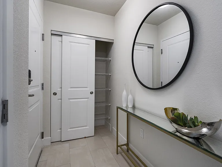 Blu27 at Edgewater — Photo 21