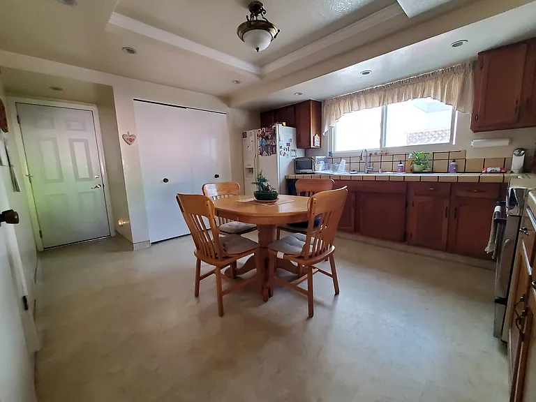 1141 Longshore Dr — Photo 12