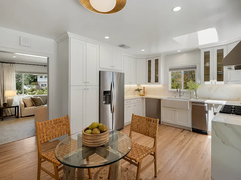 510 Foothill Ave — Photo 16