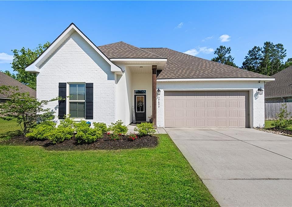 1st image of 39692 Fairhope Dr