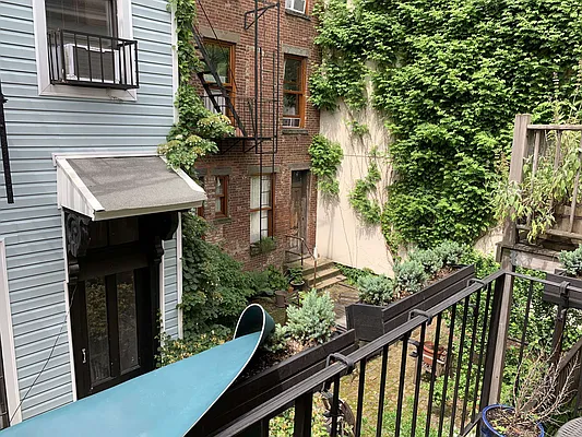 Rented by Flatiron Real Estate Advisors LLC | media 6