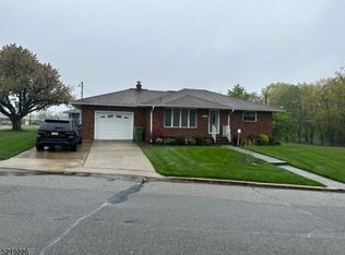23 Hilltop Ave, South Amboy, NJ 08879