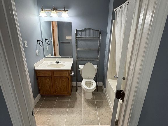 5th image of 1429 Jasmine St