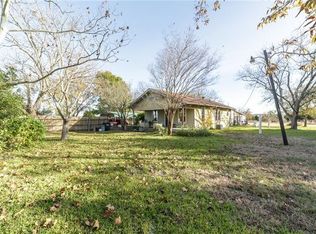 5711 Fm 1327, Creedmoor, TX 78610