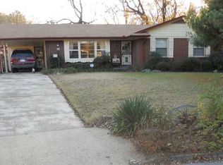 901 Ledell Cv, Memphis, TN 38116