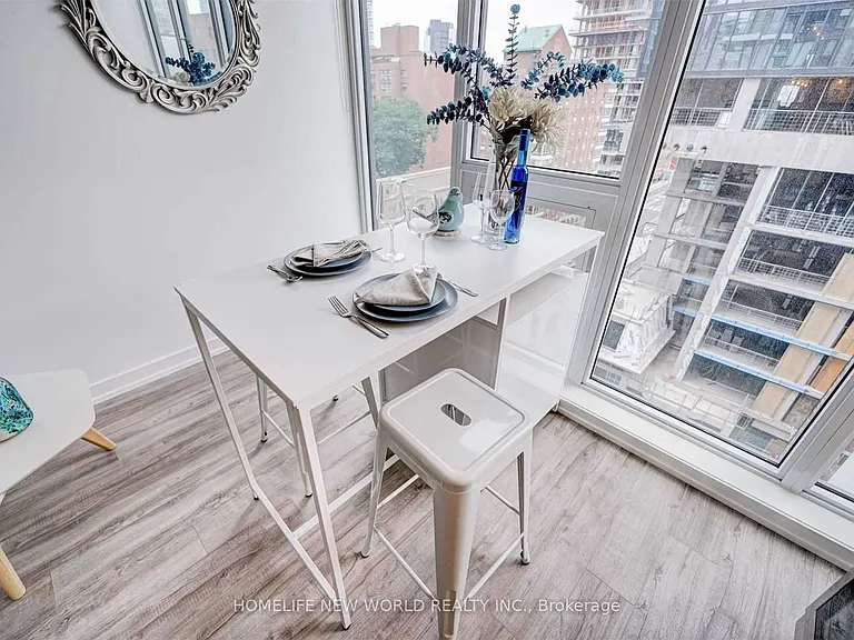 77 Shuter St #909 — Photo 33