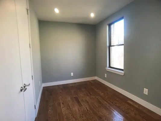 Rented by Bohemia Realty Group | media 37