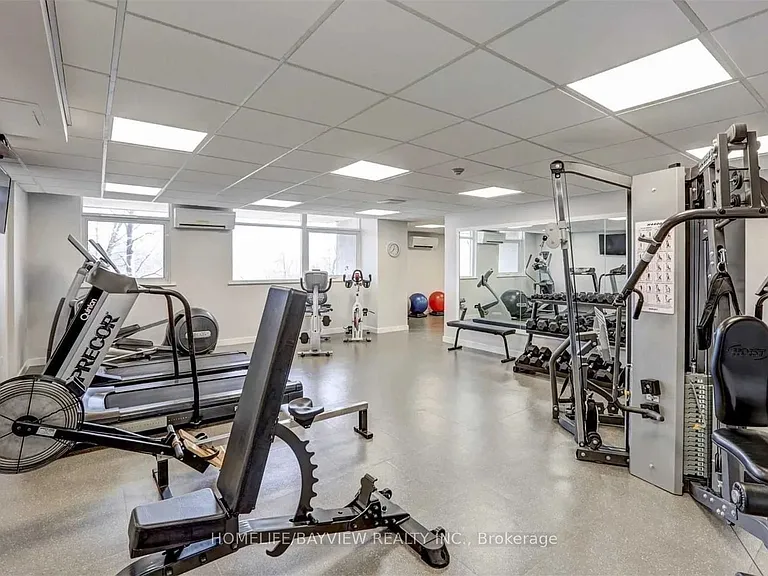 7811 Yonge St #1207 — Photo 19