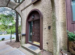 55 Smith St, Perth Amboy, NJ 08861