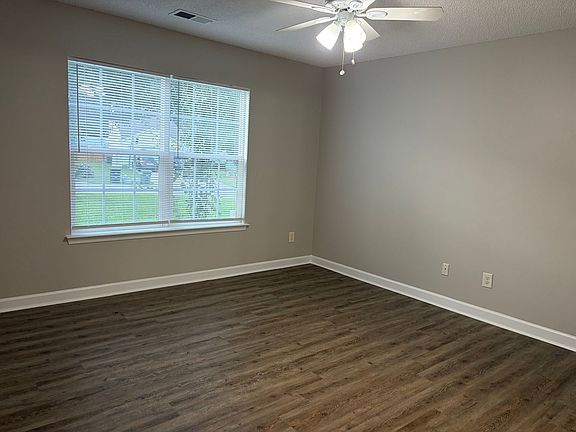 4th image of 4924 Aldersbrook Dr
