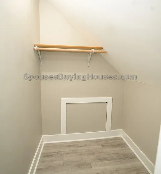 2105 Lexington Ave — Photo 15