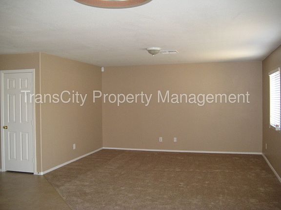 2nd image of 30624 N Honeysuckle Dr