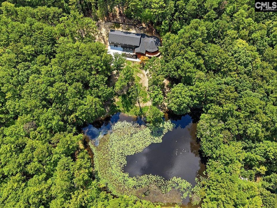 1st image of 401 Pine Grove Rd