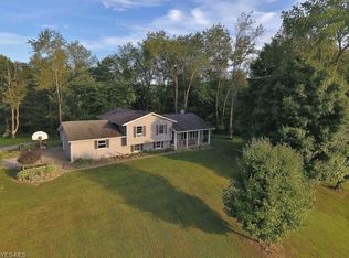 3129 Lodge Rd SW, Sherrodsville, OH 44675