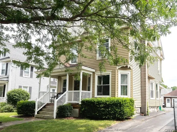 64 Mary St, Auburn, NY 13021