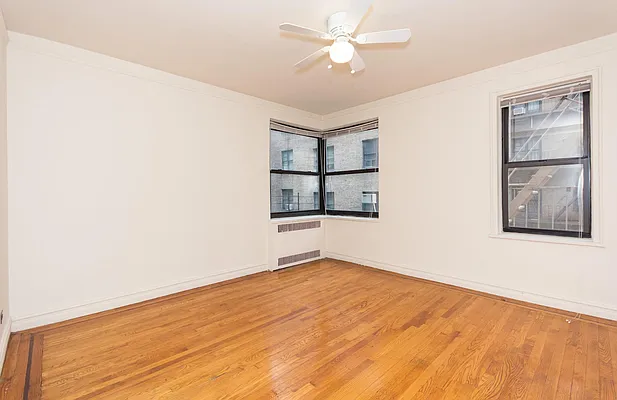 Sold by Re/Max In The City | media 12