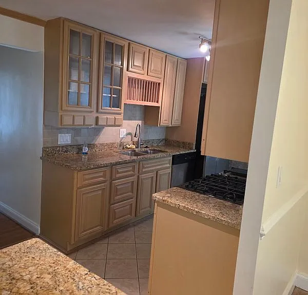 3329 Huntley Square Dr #B-1 — Photo 4