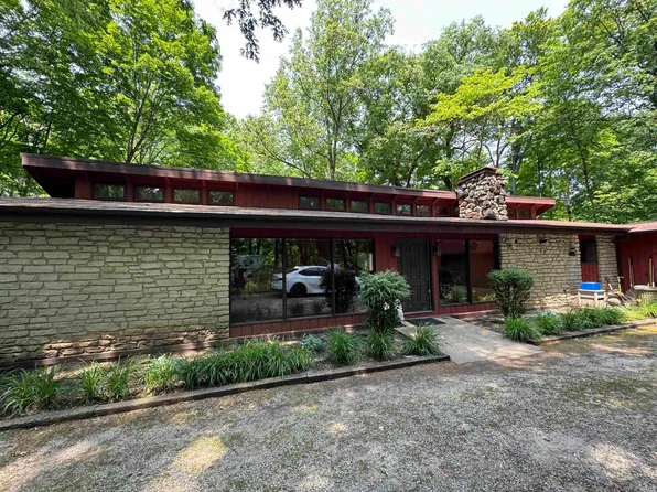 112 Hideaway Ln, West Lafayette, IN 47906