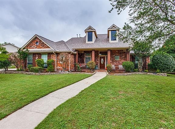 2nd image of 804 Owl Creek Dr