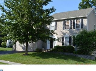 303 Woods Edge Ln, Downingtown, PA 19335