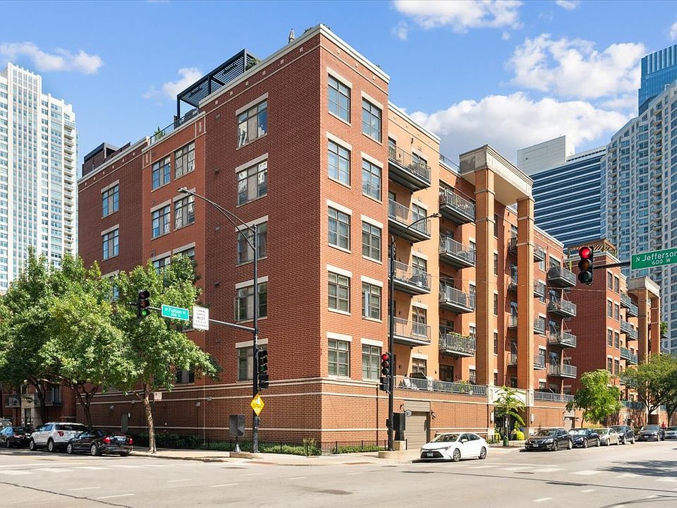 1st image of 560 W Fulton St APT 303